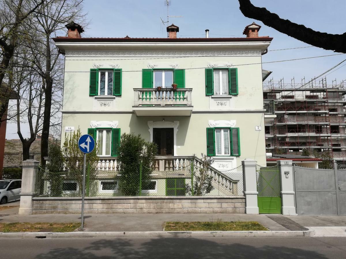 Agli Oleandri Appartamento In Villa Con Con Parcheggio โกริเซีย ภายนอก รูปภาพ
